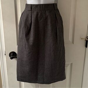 - - Vintage Dior pencil skirt 8p. Modern size 4-6